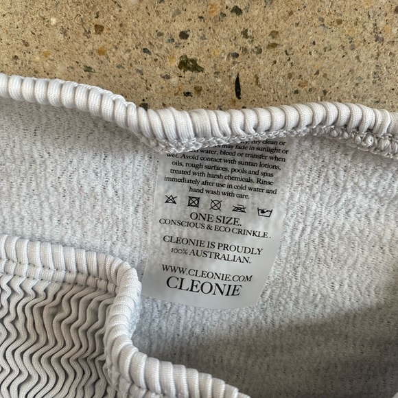 Cleonie Bikini Set - Picture 3 of 3